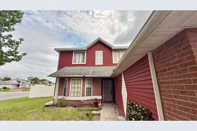 187 Pinewood Circle, Kissimmee, FL 34743 - Photo 3