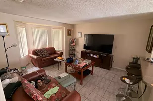 187 Pinewood Cir, Kissimmee, FL 34743 - Photo 3