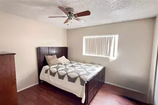 187 Pinewood Cir, Kissimmee, FL 34743 - Photo 13