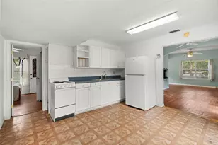 936 E 5th Ave, Mount Dora, FL 32757 - Photo 9
