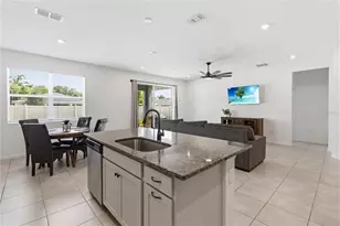 905 Honey Petal Ln, Deland, FL 32720 - Photo 11