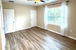 2463 Midnight Pearl Dr, Sarasota, FL 34240 - Photo 13