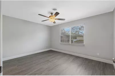 1090 Emerald Drive, Mount Dora, FL 32757 - Photo 11