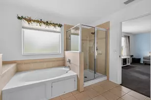 2596 Sand Hill Point Cir, Davenport, FL 33837 - Photo 25