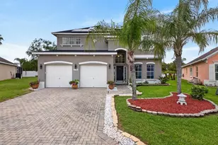 2596 Sand Hill Point Cir, Davenport, FL 33837 - Photo 3