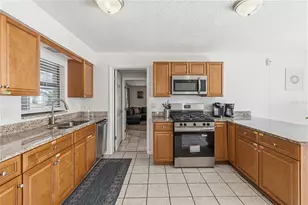 842 Nana Ave, Orlando, FL 32809 - Photo 9