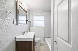 5917 Olive Ave, Sarasota, FL 34231 - Photo 37