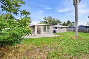 5917 Olive Ave, Sarasota, FL 34231 - Photo 45