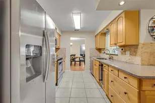 1010 Gregory Dr, Maitland, FL 32751 - Photo 17