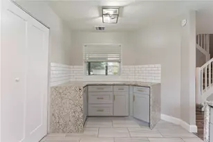 587 Portland Cir, Apopka, FL 32703 - Photo 13