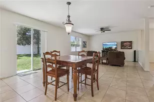 1572 Auburn Hills Ct, Tavares, FL 32778 - Photo 13