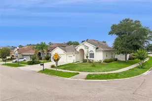 2066 Gloria Oak Ct, Orlando, FL 32820 - Photo 5