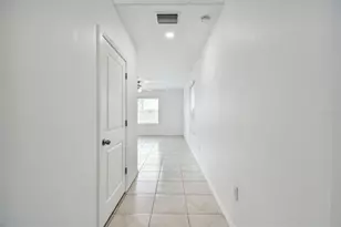 2139 Stellar Brilliance Wy, Lutz, FL 33558 - Photo 11