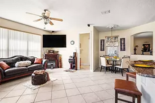 1711 Windward Oaks Ct, Kissimmee, FL 34746 - Photo 5