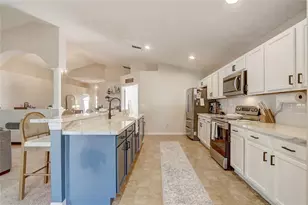 2033 Newtown Rd, Groveland, FL 34736 - Photo 13