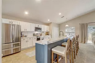 2033 Newtown Rd, Groveland, FL 34736 - Photo 11