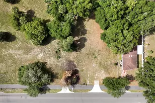 41 E Michael Gladden Blvd, Apopka, FL 32703 - Photo 1