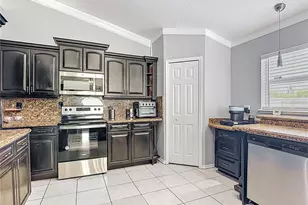 3013 Mandolin Dr, Kissimmee, FL 34744 - Photo 9