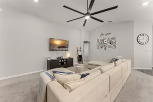 1288 Mountain Flower Ln, Davenport, FL 33837 - Photo 11