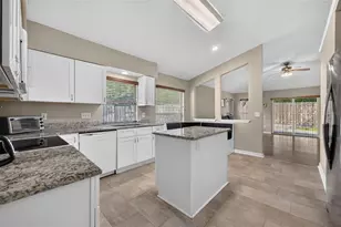 3597 Moss Pointe Pl, Lake Mary, FL 32746 - Photo 9