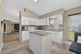 3597 Moss Pointe Pl, Lake Mary, FL 32746 - Photo 7