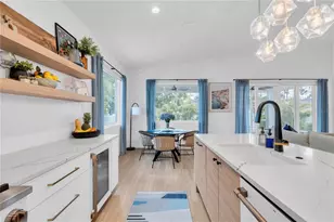 5451 2nd Ave S, Saint Petersburg, FL 33707 - Photo 5