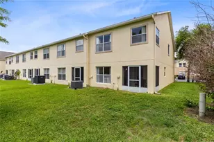 2799 Club Cortile Cir, Kissimmee, FL 34746 - Photo 19