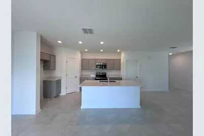 1033 Waterfall Boulevard, Davenport, FL 33837 - Photo 7