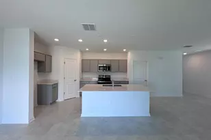 1033 Waterfall Blvd, Davenport, FL 33837 - Photo 7