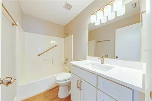 1618 Colonnades Cir N, Lakeland, FL 33811 - Photo 21