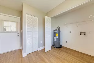 1618 Colonnades Cir N, Lakeland, FL 33811 - Photo 17