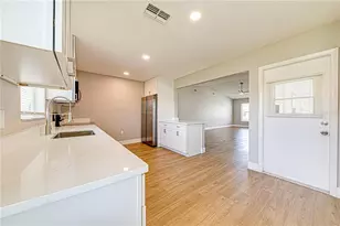 1618 Colonnades Cir N, Lakeland, FL 33811 - Photo 15