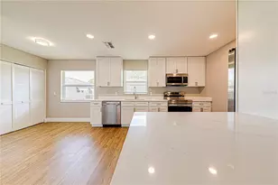 1618 Colonnades Cir N, Lakeland, FL 33811 - Photo 13