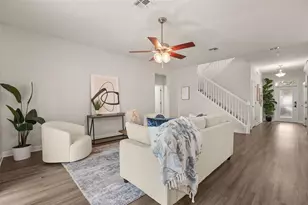 34004 Alameda Dr, Sorrento, FL 32776 - Photo 3