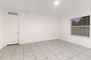 1200 Wahneta Dr, Kissimmee, FL 34759 - Photo 9