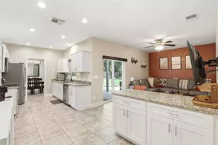 30603 Turnberry Ave, Sorrento, FL 32776 - Photo 15