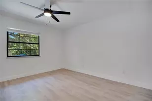 42111 Chinaberry Ct, Eustis, FL 32736 - Photo 13