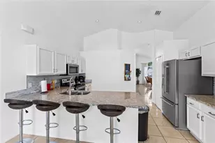 4711 Pershoie Ln, Kissimmee, FL 34746 - Photo 9