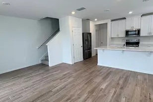 16407 Bird of Paradise Ave, Clermont, FL 34714 - Photo 5