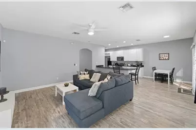 18124 Saxony Lane, Orlando, FL 32820 - Photo 5