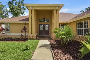 504 Stratfield Dr, Lutz, FL 33549 - Photo 1