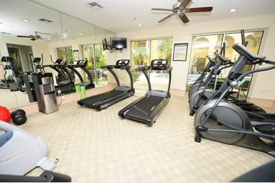 860 N Orange Avenue #213, Orlando, FL 32801 - Photo 3