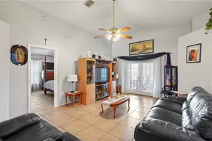 291 Pine Arbor Dr, Orlando, FL 32825 - Photo 3