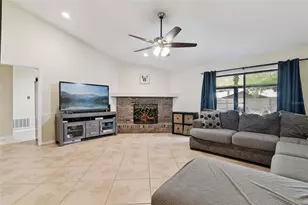 1250 Gran Paseo Dr, Orlando, FL 32825 - Photo 11