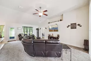 7521 Sloewood Dr, Leesburg, FL 34748 - Photo 13
