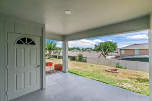 214 Compass Rose Dr, Groveland, FL 34736 - Photo 21