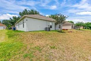 214 Compass Rose Dr, Groveland, FL 34736 - Photo 19
