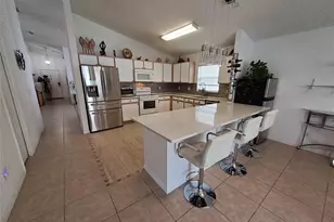 944 Lockbreeze Dr, Davenport, FL 33897 - Photo 9