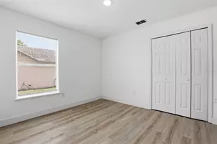 2280 Dumas Dr, Deltona, FL 32738 - Photo 11