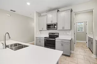490 Brunswick Dr, Davenport, FL 33837 - Photo 13